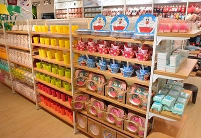 义乌万梦百货化妆品及卫生用品零售加盟前景分析